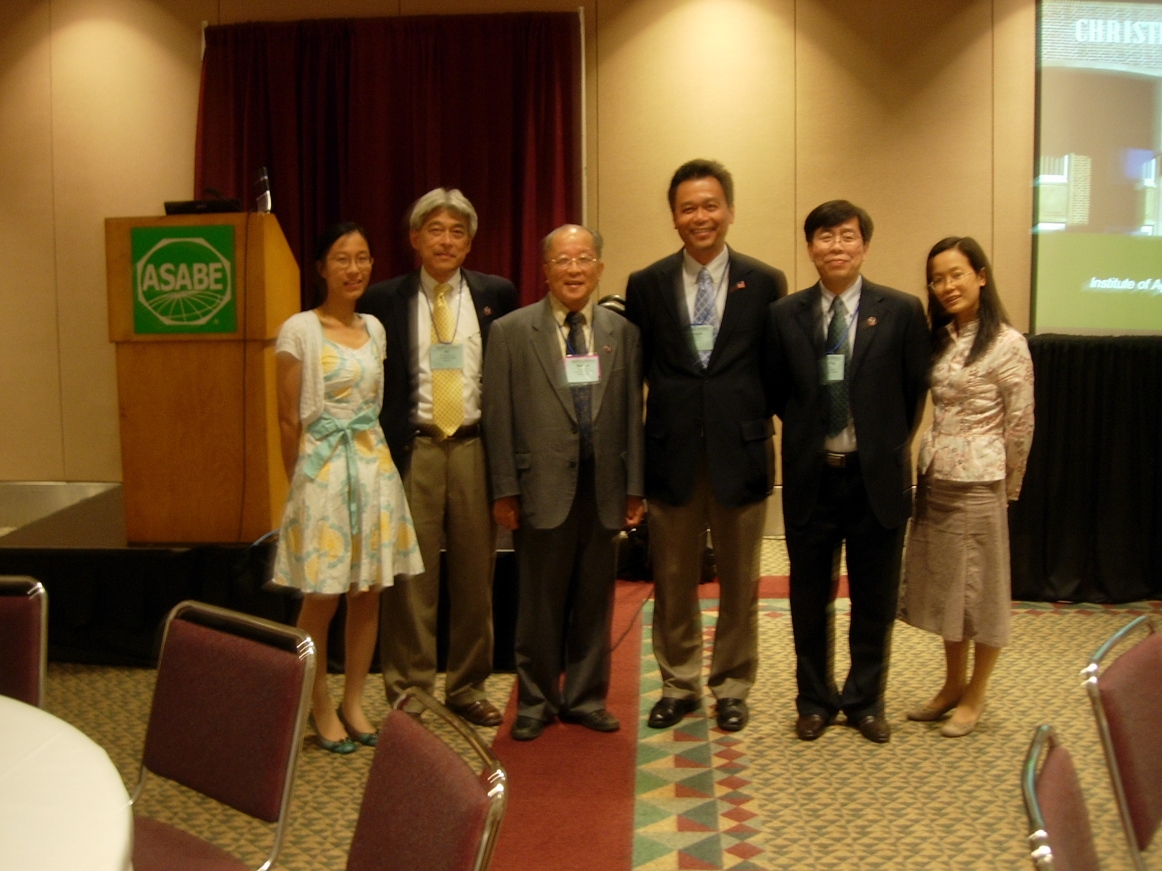 傅霞萍、谢丽娟参加2007年ASABE Annual International Meeting